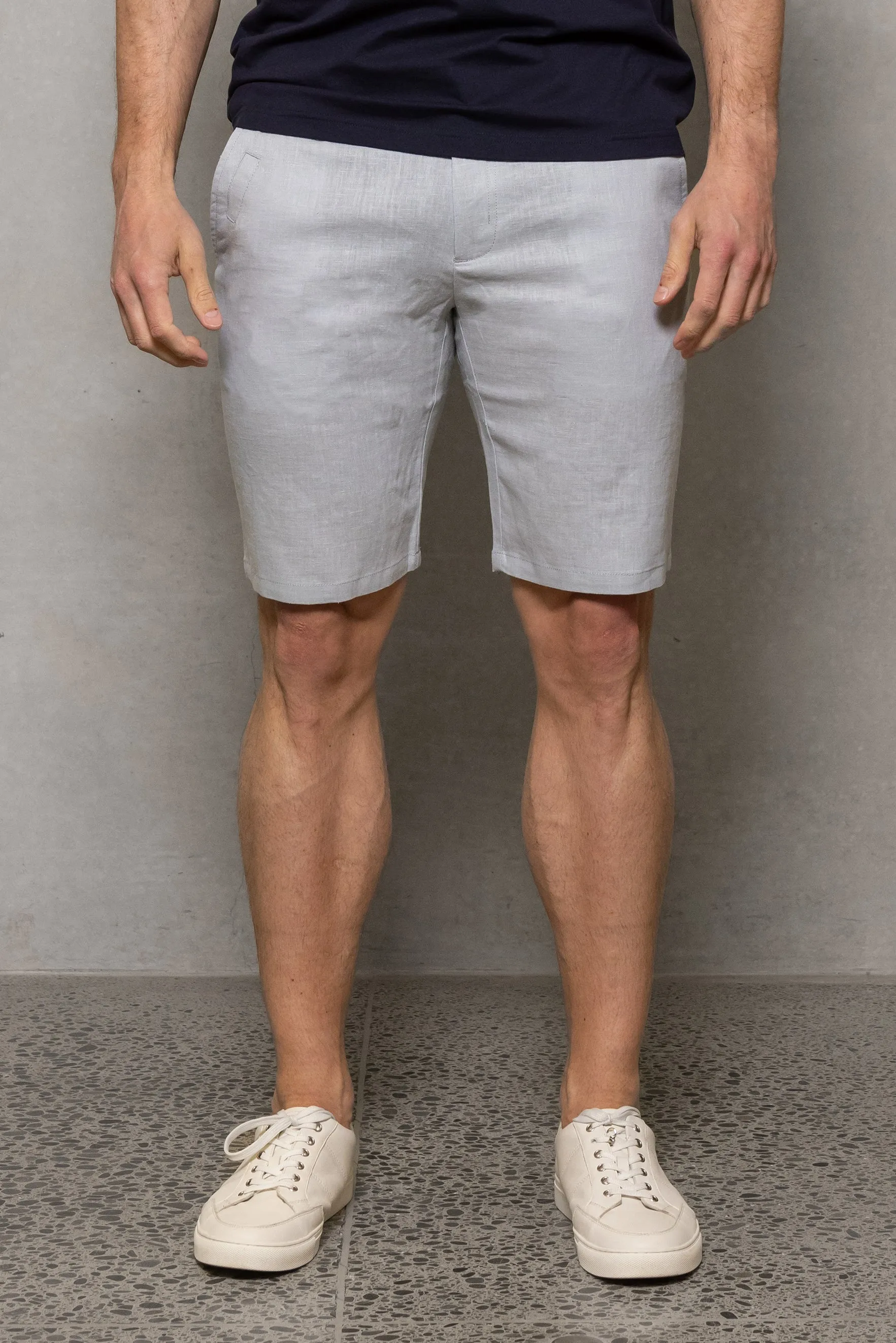 Noah Linen Blend Short: Sky