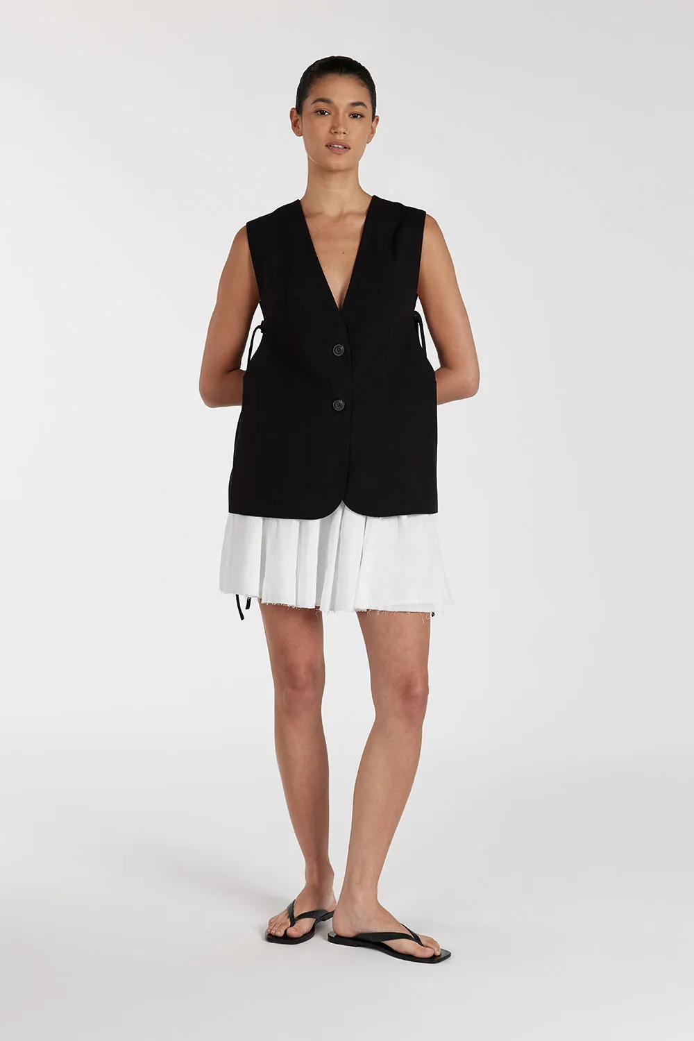 SIA WHITE DRAWSTRING MINI SKIRT